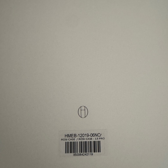 Heaven Mayhem Rosi Laptop Case - Picture 8 of 9